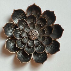 Lotus Flower Metal Incense Holder